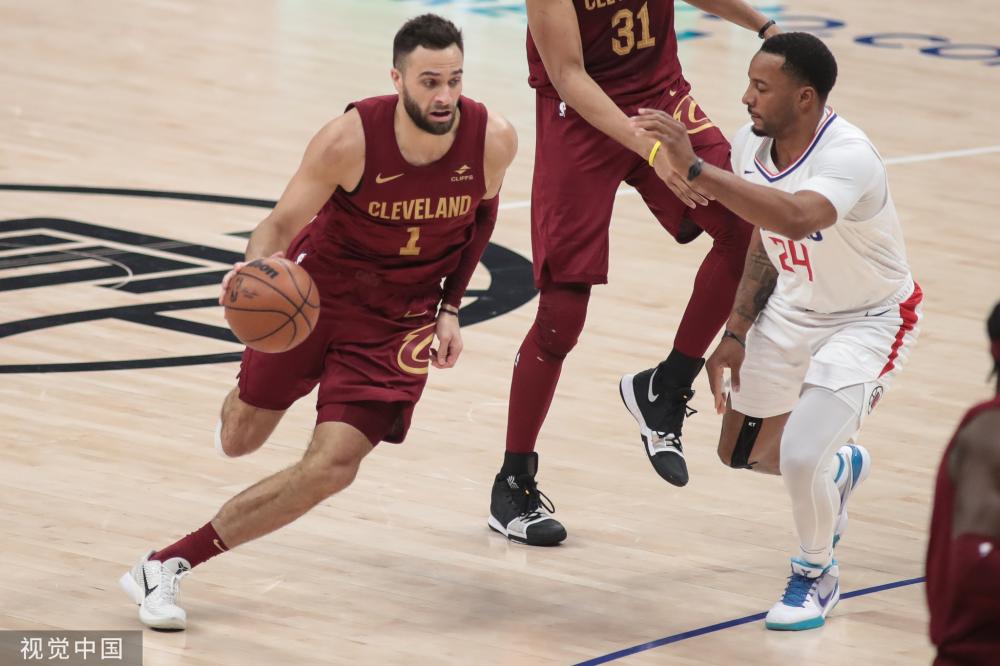 利雅得新月 利雅得新月