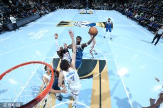 率先展开攻 率先展开攻