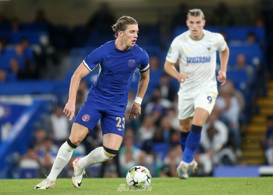 引人注目 引人注目